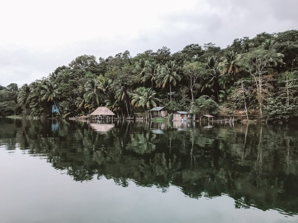 The lake around Flores